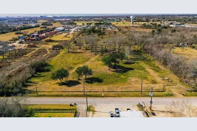 5223 Barkaloo Road, Baytown, TX 77521 - Photo 6