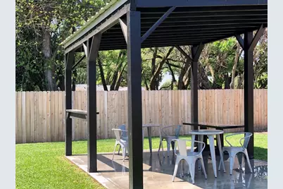 9733 Neuens Road #25, Houston, TX 77080 - Photo 8