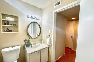 12010 Mighty Oak Dr, Houston, TX 77066 - Photo 6