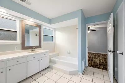 2919 Lake View Drive, Missouri City, TX 77459 - Photo 18