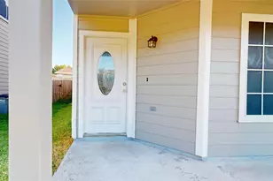 19826 Creston Cove Ct, Cypress, TX 77433 - Photo 2