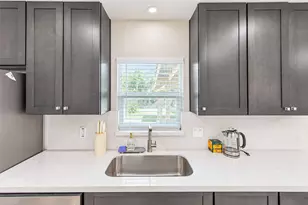 5326 De Lange Ln, Houston, TX 77092 - Photo 16