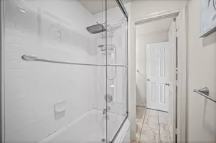 7600 Emmett F Lowry Expressway, Texas City, TX 77591 - Photo 16