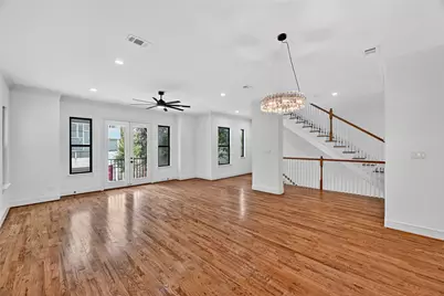 2407 Radcliffe Street, Houston, TX 77007 - Photo 10