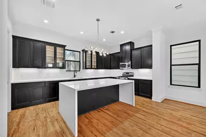 2407 Radcliffe Street, Houston, TX 77007 - Photo 12