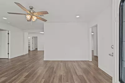 7009 Oleander Drive, Hitchcock, TX 77563 - Photo 2