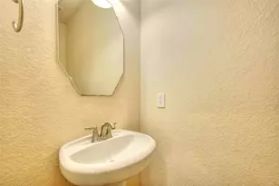 1139 Glenwood Canyon Ln, Houston, TX 77077 - Photo 10