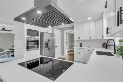 3518 Shore Shadows Drive, Crosby, TX 77532 - Photo 12