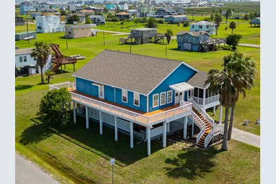 3902 3rd Street, Galveston, TX 77554 - Photo 2