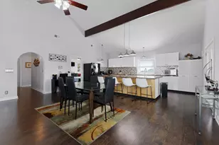 3902 3rd St, Galveston, TX 77554 - Photo 4