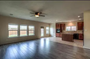29610 Legends Glen Dr, Spring, TX 77386 - Photo 4