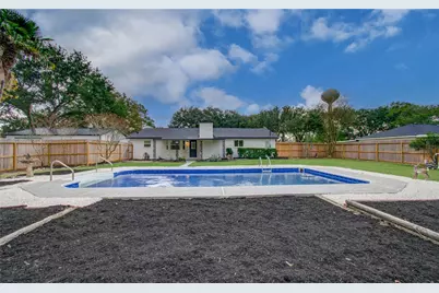 12011 Cherry Point Drive, Mont Belvieu, TX 77535 - Photo 28