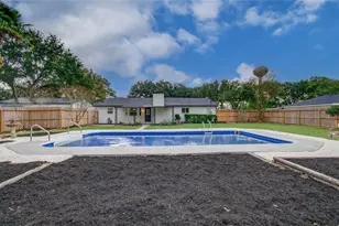 12011 Cherry Point Dr, Mont Belvieu, TX 77535 - Photo 28