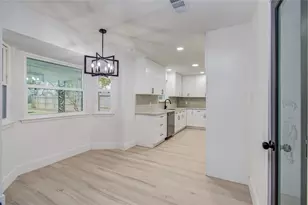 12011 Cherry Point Dr, Mont Belvieu, TX 77535 - Photo 10