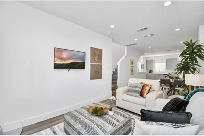2009 Laverne Hollow Lane #A, Houston, TX 77080 - Photo 12