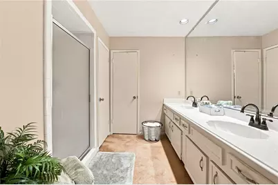 10126 Sagegreen Drive, Houston, TX 77089 - Photo 18