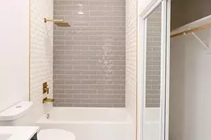 2210 Brackenridge St, Houston, TX 77026 - Photo 16