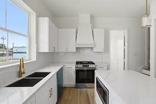 1122 Weiss St, Houston, TX 77009 - Photo 8
