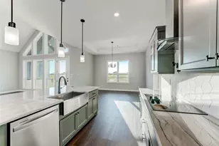 2299 Pintail Ln, Columbus, TX 78934 - Photo 12