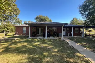 218 Golden Acres, Buffalo, TX 75831 - Photo 4