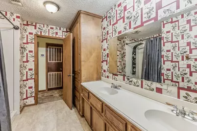 218 Westridge Drive, Huntsville, TX 77340 - Photo 32