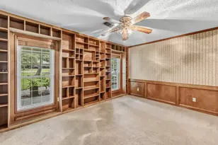 218 Westridge Dr, Huntsville, TX 77340 - Photo 8