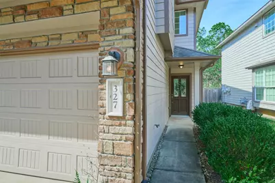 327 Bloomhill Place, Magnolia, TX 77354 - Photo 4