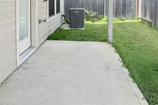 3123 Yukon Trace Dr, Houston, TX 77063 - Photo 30