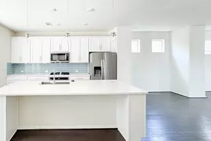 3123 Yukon Trace Dr, Houston, TX 77063 - Photo 10