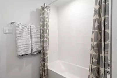 7716 Inwood Grove Lane, Houston, TX 77088 - Photo 28