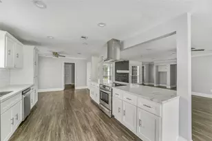 810 Maranon Ln, Houston, TX 77090 - Photo 8