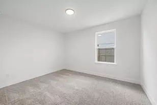 8 Keystone Ct, Angleton, TX 77515 - Photo 16