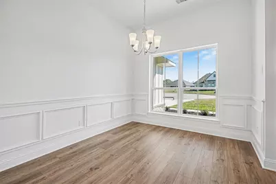 8 Keystone Court, Angleton, TX 77515 - Photo 1