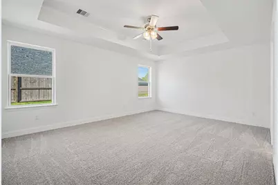 8 Keystone Court, Angleton, TX 77515 - Photo 4