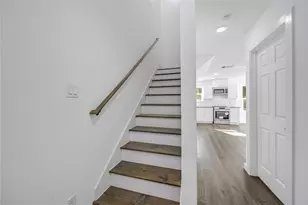 5719 Polly A/B St, Houston, TX 77016 - Photo 4