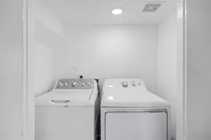 5719 Polly A/B St, Houston, TX 77016 - Photo 16