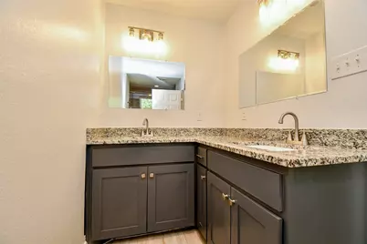 6747 England Street #A, Houston, TX 77021 - Photo 26