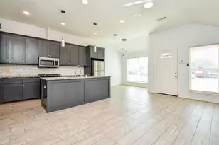 6747 England St, Houston, TX 77021 - Photo 6