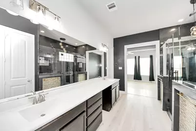 4914 Thunder Creek Lane, Sugar Land, TX 77479 - Photo 12