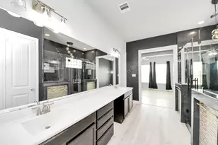 4914 Thunder Creek Ln, Sugar Land, TX 77479 - Photo 12