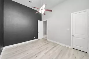 4914 Thunder Creek Ln, Sugar Land, TX 77479 - Photo 20