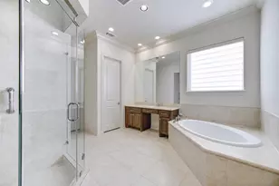2422 Camden Creek Ln, Houston, TX 77077 - Photo 16