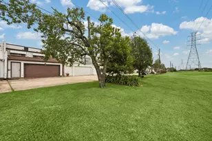 2454 Country Club Dr, Pearland, TX 77581 - Photo 30