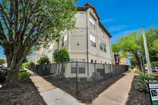 1402 Wentworth St, Houston, TX 77004 - Photo 1