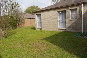 7410 Canasta Ln, Houston, TX 77083 - Photo 30