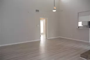 7410 Canasta Ln, Houston, TX 77083 - Photo 2