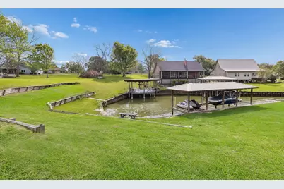 220 Teal Circle, Livingston, TX 77351 - Photo 4