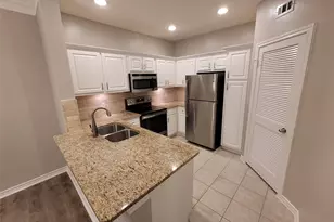 2350 Westcreek Ln, Houston, TX 77027 - Photo 8