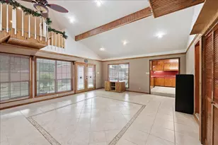 5320 Lincoln Ave, Groves, TX 77619 - Photo 18