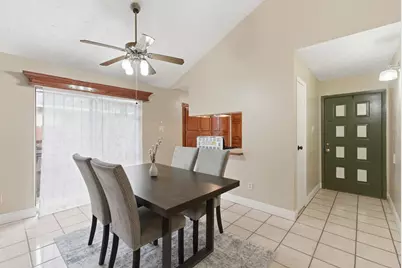 10044 Lasaber Court, Houston, TX 77038 - Photo 4